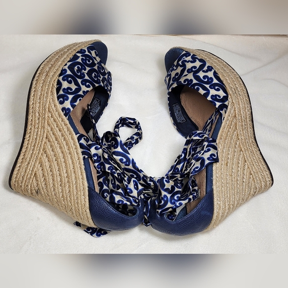 Ugg Lucianna Marrakech Wegdes size 9 - Picture 5 of 13